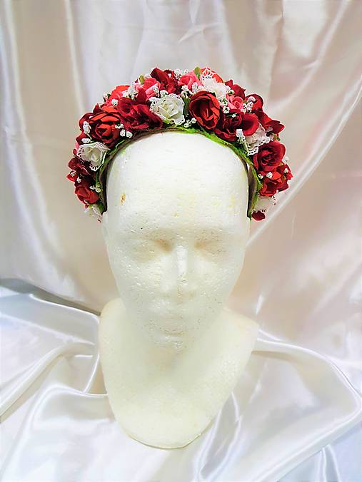 Kvetinová čelenka pre nevestu na redový