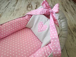 Detský textil - Hniezdo pre bábätko ružové hviezdičky a sivý chevron - 9211655_
