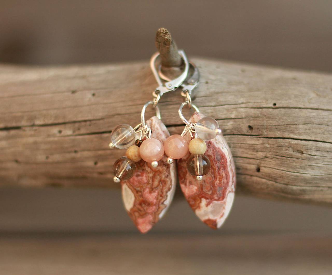 Mohutné náušnice z minerálu jaspis, slnečný kameň, krištáľ, záhneda