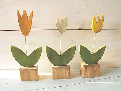 Drevené tulipány