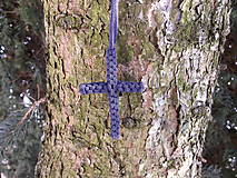 Náhrdelníky - pletený krížik 3 - 9240943_