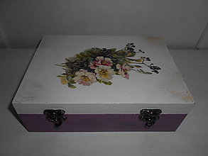 Dekorácie - Romantická krabička s antickým zapínaním - 9260898_