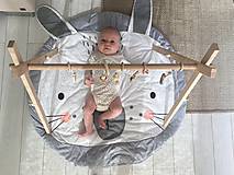 Drevená hrazdička pre bábätko BABY GYM