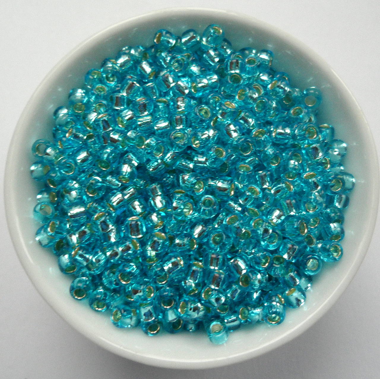 TOHO round silver-lined 3mm-10g (aquamarine)