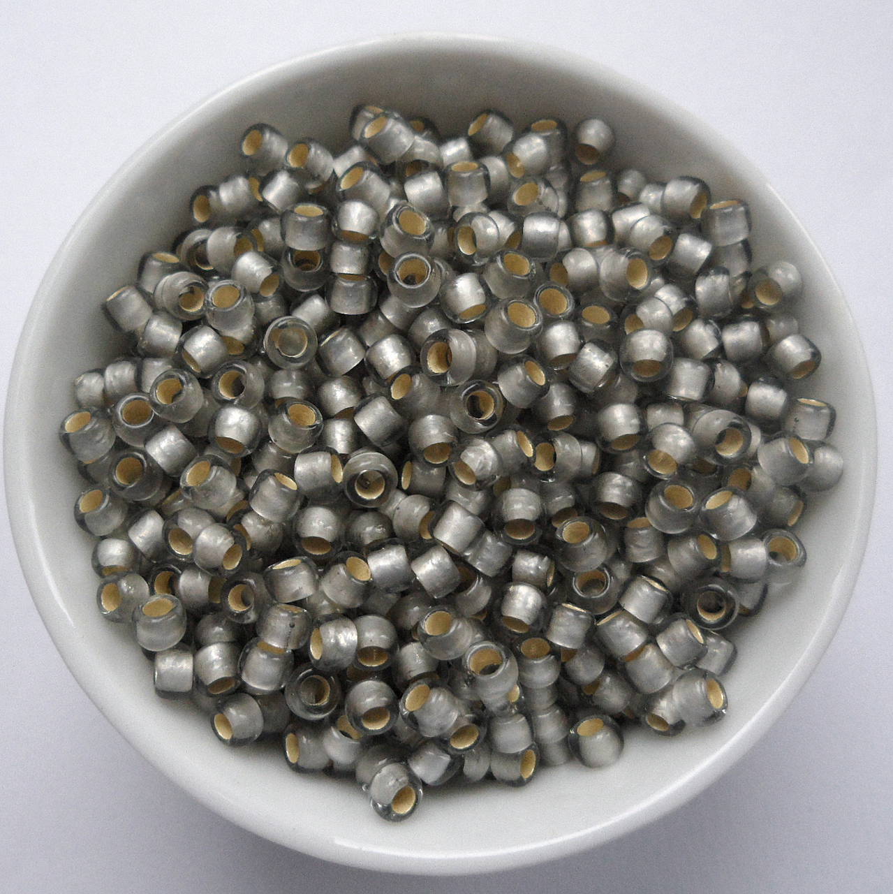 TOHO round silver-lined 3mm-10g (frosted black diamond)