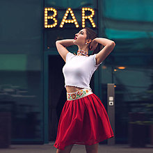 Sukne - Mini červená sukňa s výšivkou - 9299375_