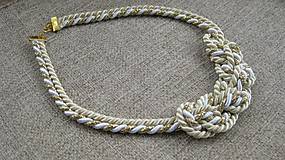 Náhrdelníky - Uzlový náhrdelník 5 mm šnúra (smotanovo zlatý č. 1894) - 9313243_