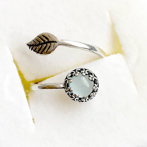 Simple Leaf Silver Gemstone Ring Ag925 / Strieborný prsteň s minerálom  (Aquamarine / Akvamarín)