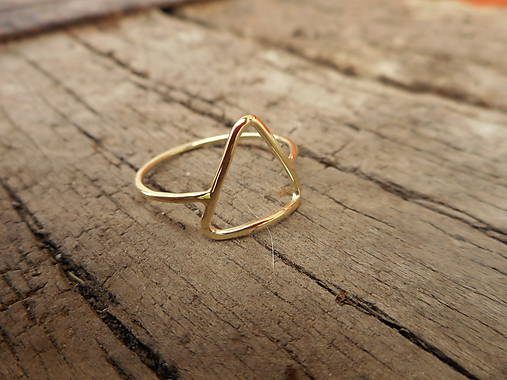  - Prstienok trojuholník zlatý - 9353281_