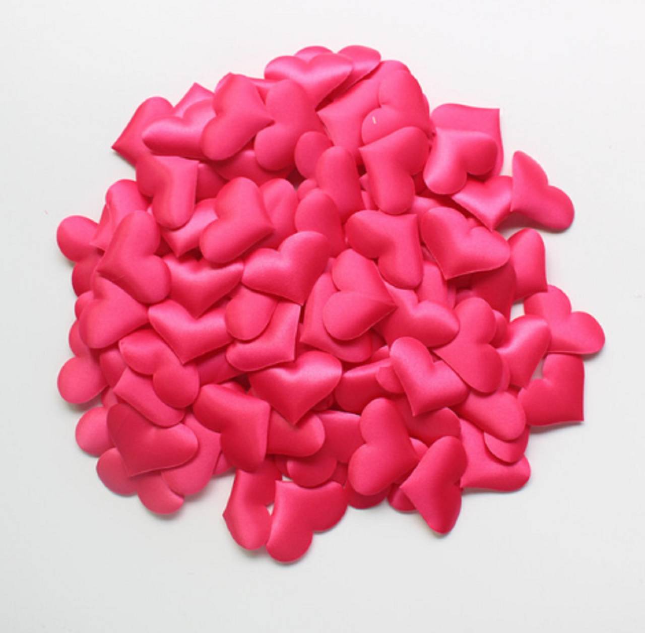 AP110 Saténové srdiečko 2,2 x 1,3 cm  (Fuchsia)
