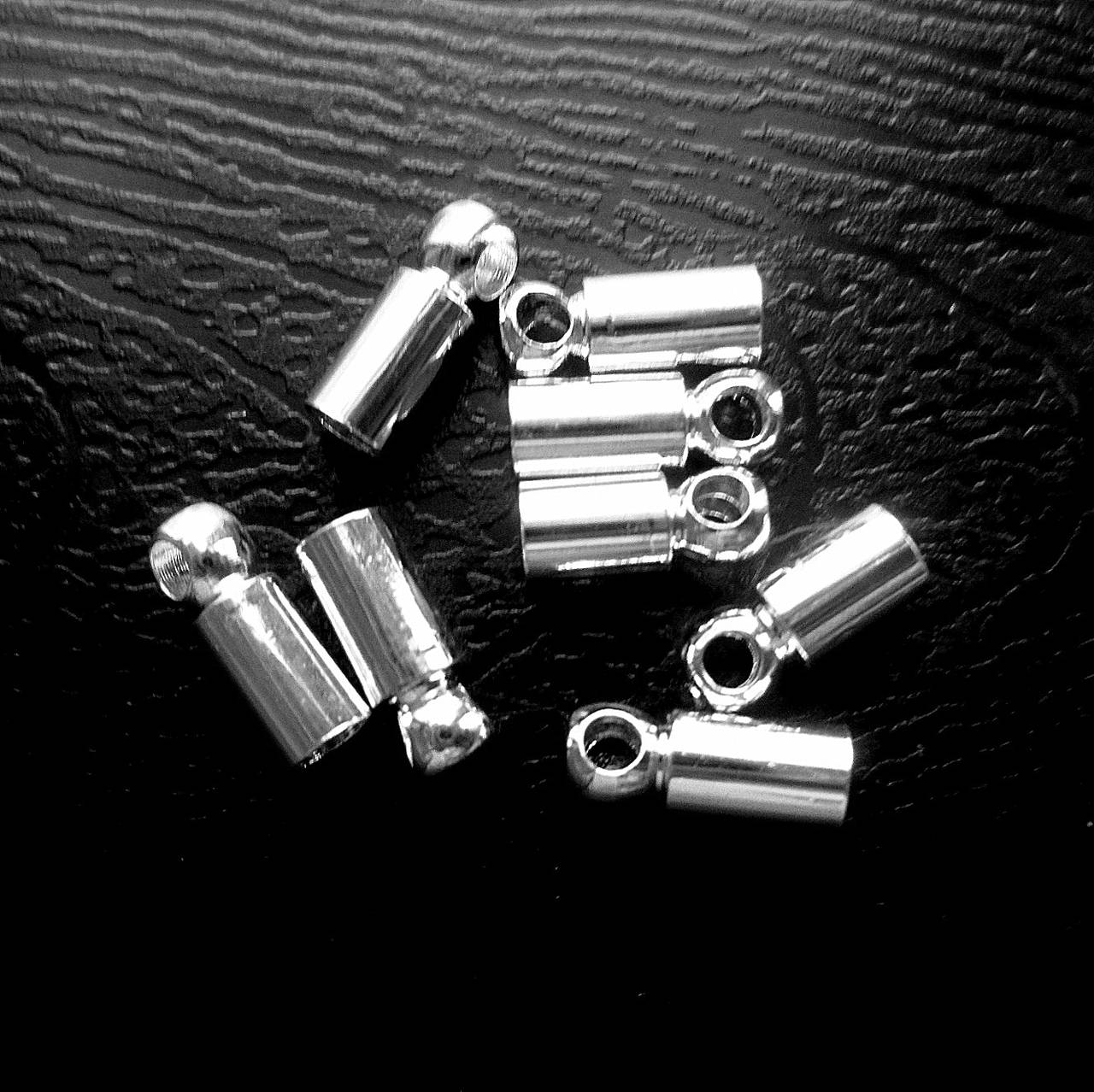 Koncovka vlepovacia-strieborná-1ks