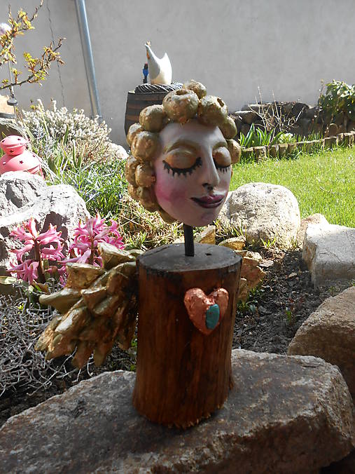 Sochy - Ochranca domova a lásky  - 9398625_