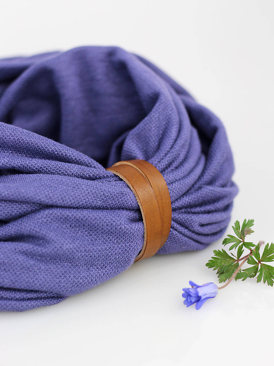 Ľanový nákrčník z exkluzívnej francúzskej pleteniny "BlueViolet"