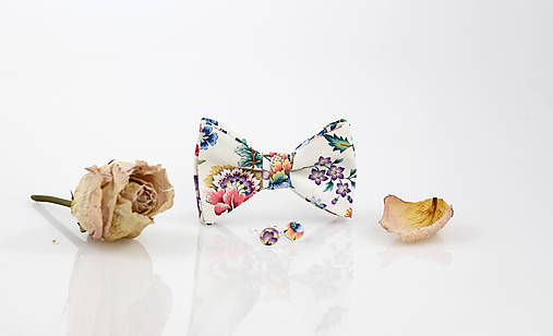 Kvetinový exkluzívny set - motýlik s náušnicami "Eva Belle"