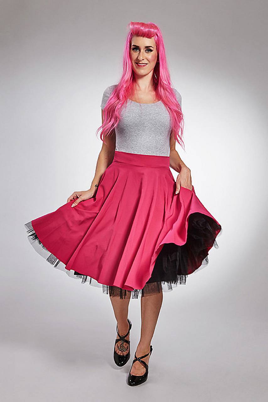 Jednobarevná retro sukně