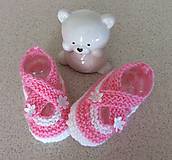 pletené papučky pre bábätko (ružovo-biele)