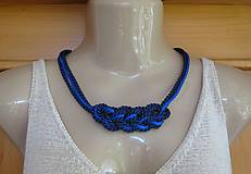 Náhrdelníky - Uzlový náhrdelník z troch šnúr (modrý č. 2028) - 9481661_