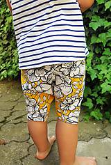 Detské oblečenie - kraťasy z biobavlny Kvety Plamienka - 9488797_
