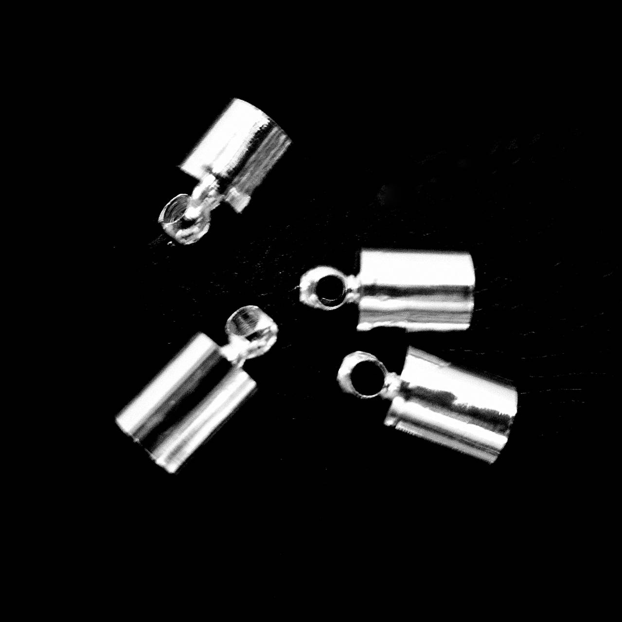 Koncovka vlepovacia-strieborná-1ks (4,5mm)