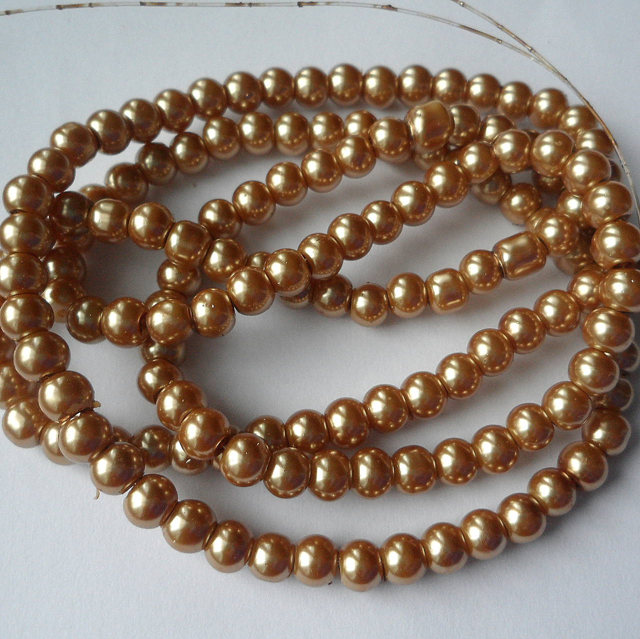 Voskované perly 6mm-návlek 80cm (tm.béžová)