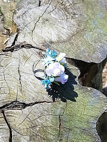 Prstene - Modro - biely prsteň so striebornými korálkami - 9504410_