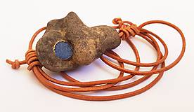 Náhrdelníky - Modrá achátová drúza v riečnom kameni - 9517955_