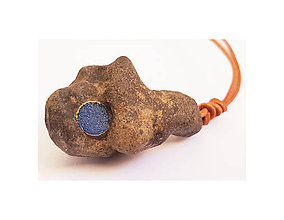 Náhrdelníky - Modrá achátová drúza v riečnom kameni - 9518041_