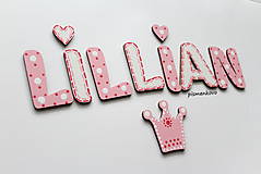 Tabuľky - LILLIAN dievčenské meno z drevených písmeniek - 9517941_