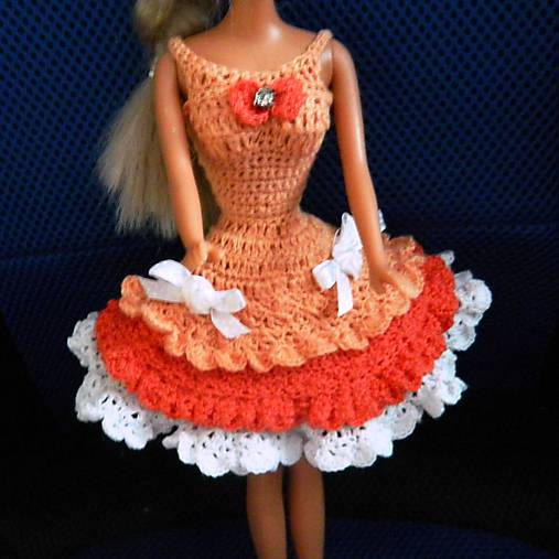  - Háčkované šatičky pre Barbie (oranžovo-biele) - 9518322_