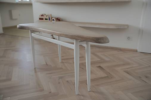  - Trojuholníkový konferenčný stolík (Chcem stolík NA MIERU, OBSAH DOSKY: 0,7 m² - 0,8 m² (pri objednávke v poznámke pre predajcu prosím špecifikujte rozmery, tvar a prevedenie nožičiek)) - 9530832_