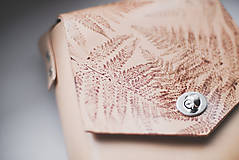 Batohy - Kožený batoh SHAPE botanic (reálna papraď) - 9540018_
