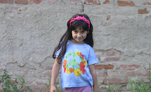 Detské kvetinkové maľované tričko z bavlny veľkosť 110 -Peace