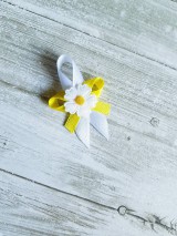 Svadobné pierka - svadobné pierko žlto-biele s bielou margarétkou - 9561300_