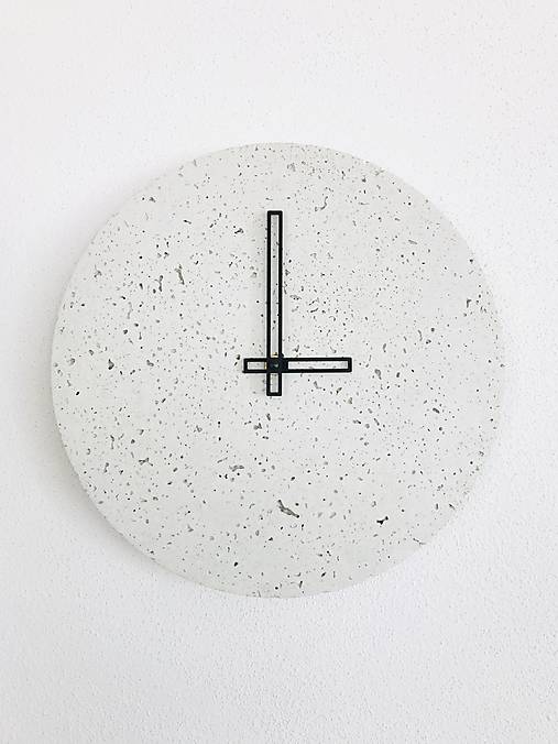 Betónové hodiny - PURE 30 white verzia (2)