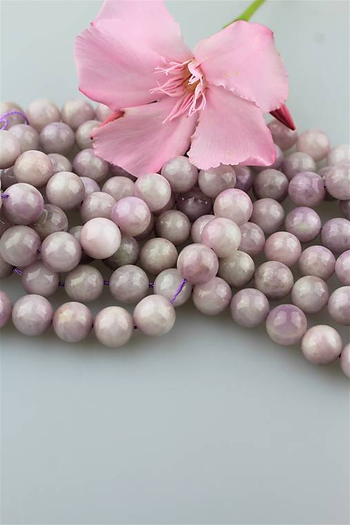 Minerály - kunzit korálky 10mm - 9574200_