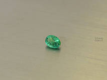 Minerály - Smaragd prírodný 4,4 x 5,9 mm ovál brúsený - 9576995_