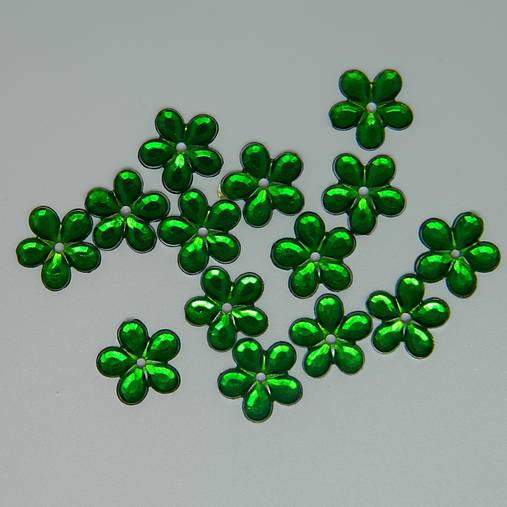 Iný materiál - 12mm Našívacie kamienky kvietky(20ks) (tmavozelene) - 9576730_