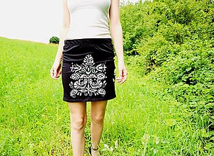 Sukne - Čierna mini sukňa - 9607405_