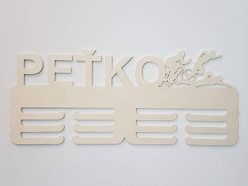 Vešiak na medaily s menom 45cm TRIATLON