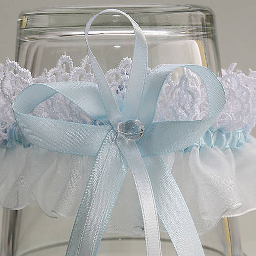 Bielo modrý svadobný podväzok