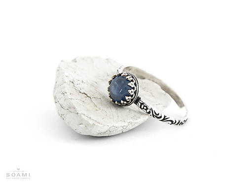 Prstene - CERTIFIKÁT 925/1000 Strieborný prsteň s prírodným kyanitom - 9641207_