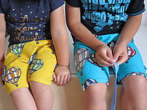Detské oblečenie - kraťasy z biobavlny Do oblakov! (žlté) - 9645014_