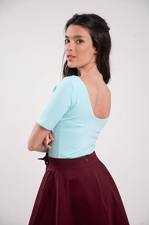 Topy, tričká, tielka - Bambusovy top s výstrihom modrý Paradise krátky rukáv  - 9642090_