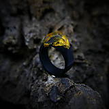 Prstene - Drevený prsteň: Zlatá pani - 9646128_