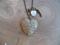 Náhrdelníky - otvárací medailón srdce-náhrdelník - 9670961_