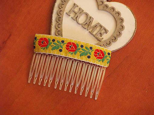 Ozdoby do vlasov - Jednoduchý žltý folklórny hrebienok - 9675430_