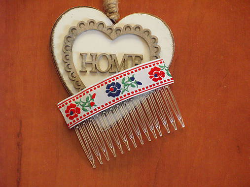 Ozdoby do vlasov - Folklórny hrebienok s kvietkami - 9675437_