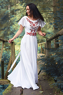 Šaty - Svadobné šaty s červenou výšivkou (Svadobné šaty) - 9689893_