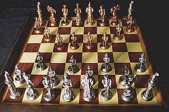 Sochy - Kľačiaci šachové figúry - 9695327_