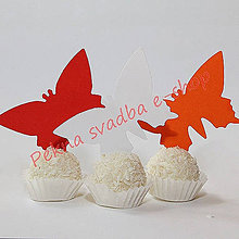 Darčeky pre svadobčanov - Menovka v tvare motýľa - bez textu - rôzne farby na výber - 9697371_